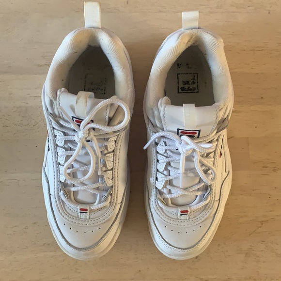 Women’s Filas - Picture 2 of 7